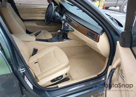 2009 BMW 328I xDrive z USA, uszkodzony, nr VIN WBAPK53529A513882